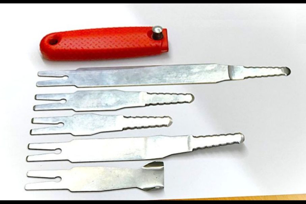 Windshield Removal Tool Kit